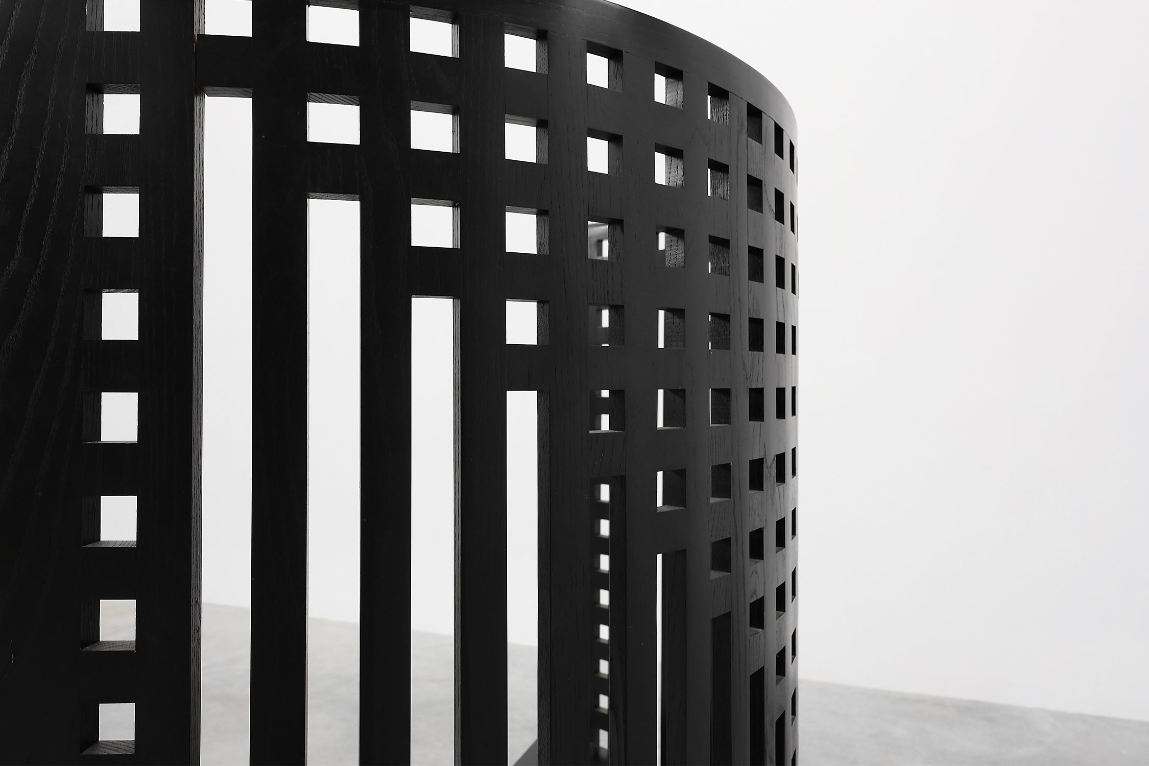 Pair of black Mackintosh Willow chairs by Atelier International, Italy 1980sthumbnail